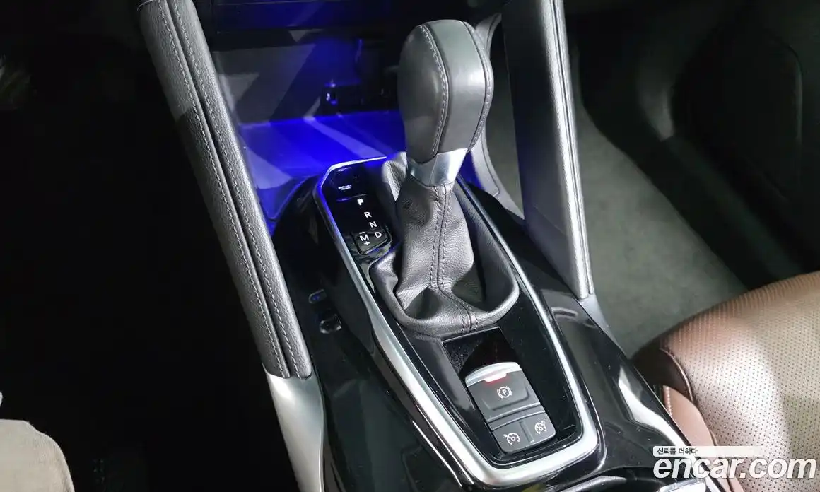Renault QM6 2020 2.0 гидро в Москве № 1542937, фото 12