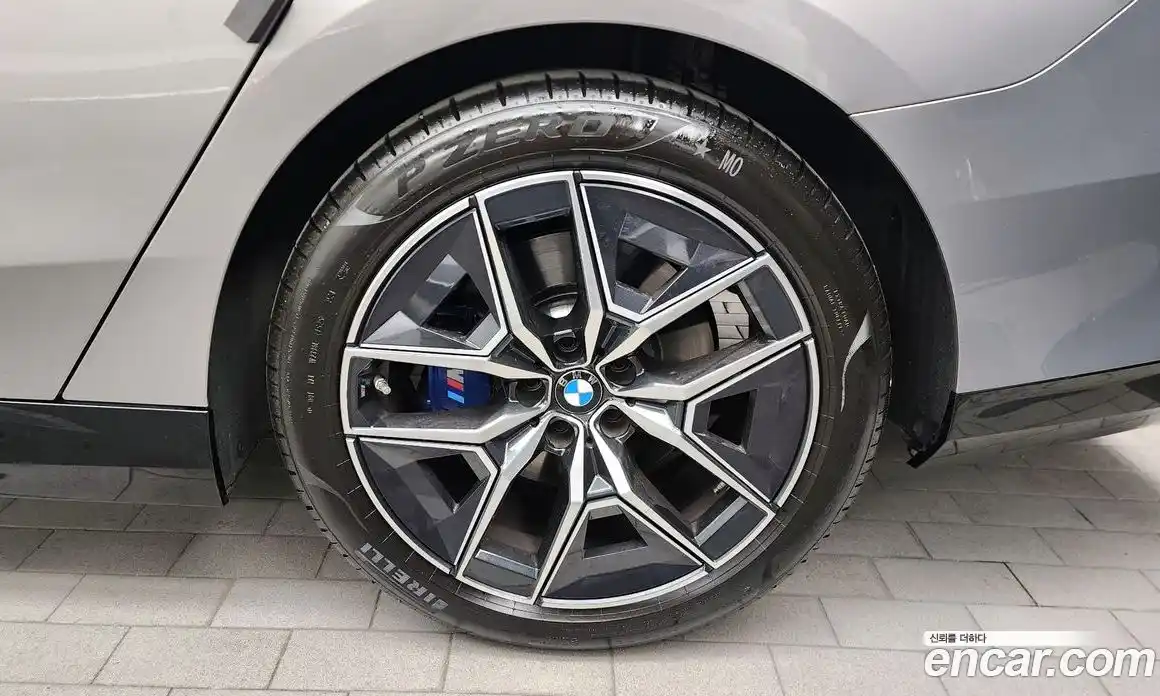 BMW 5-Series 2025 2.0 гидро в Москве № 1544104, фото 7