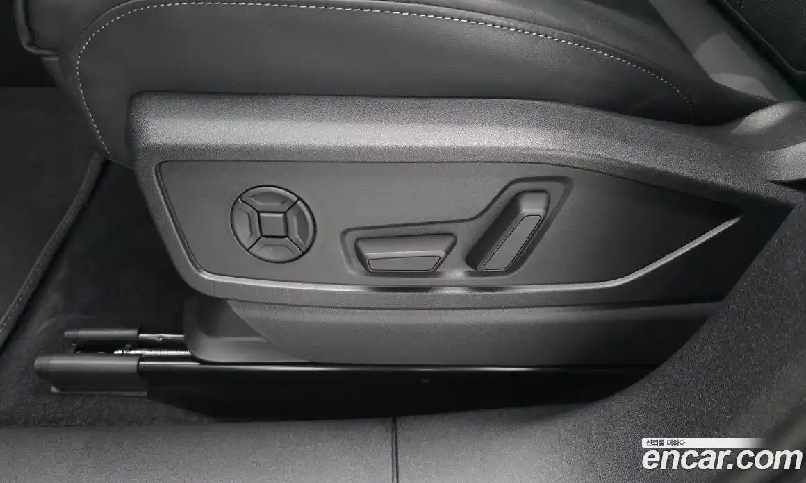 Audi Q5 2025 2.0 гидро в Москве № 1545787, фото 24