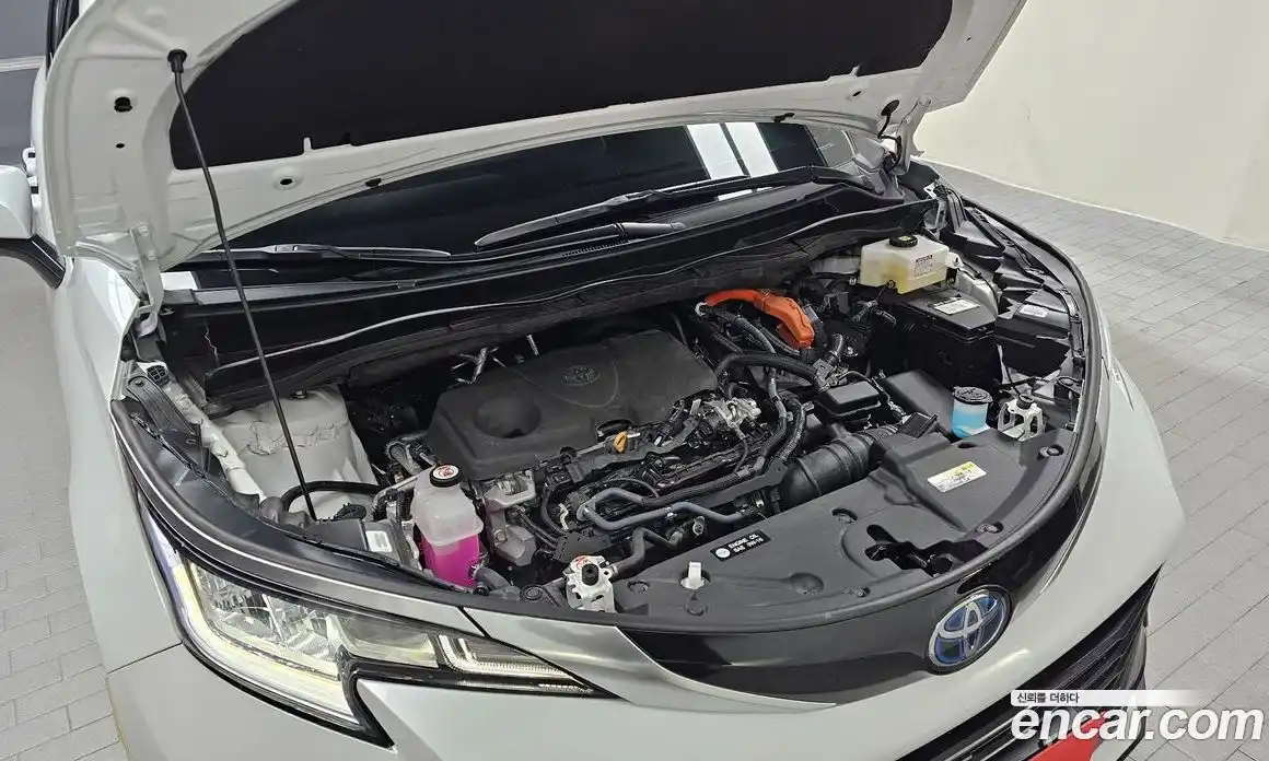 Toyota Sienna 2023 2.5 гидро в Москве № 1550022, фото 6