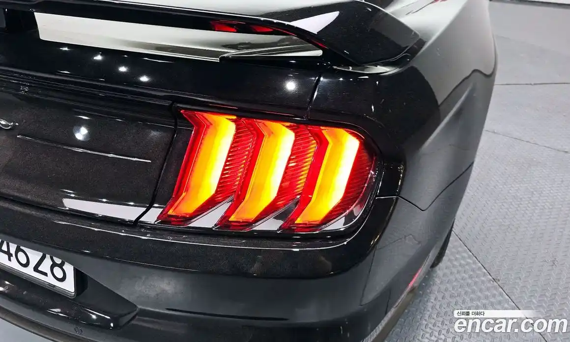 Ford Mustang 2019 2.3 гидро в Москве № 1550419, фото 8