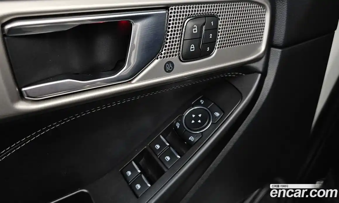 Ford Explorer 2020 2.3 гидро в Москве № 1550421, фото 37