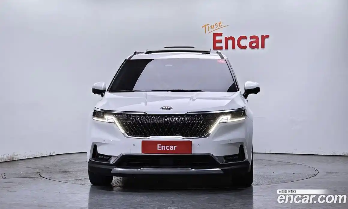 Kia Canival 2021 2.2 гидро в Москве № 1611719, фото 3