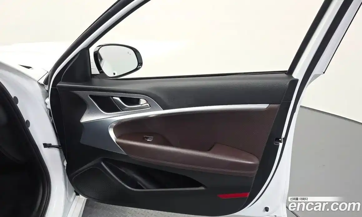 Genesis G70 2023 2.0 гидро в Москве № 1611885, фото 14