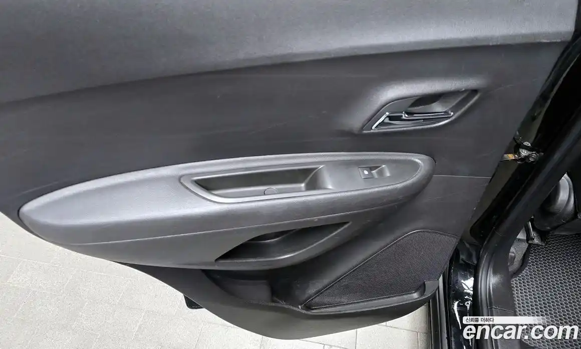 Chevrolet Trax 2016 1.4 гидро в Москве № 1614547, фото 14