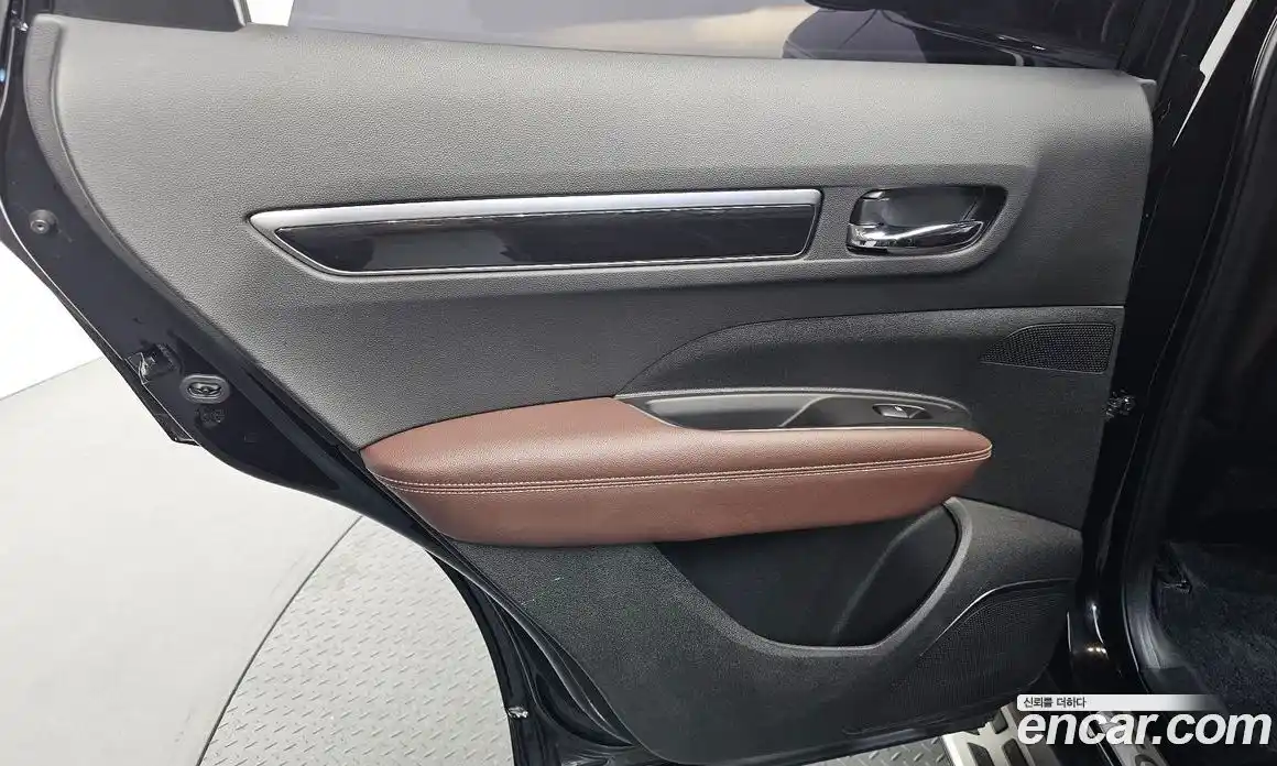 Renault QM6 2018 2.0 гидро в Москве № 1615170, фото 15