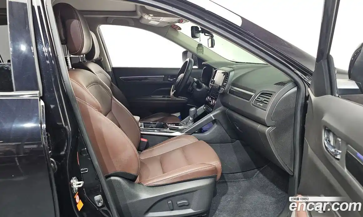 Renault QM6 2018 2.0 гидро в Москве № 1615170, фото 17