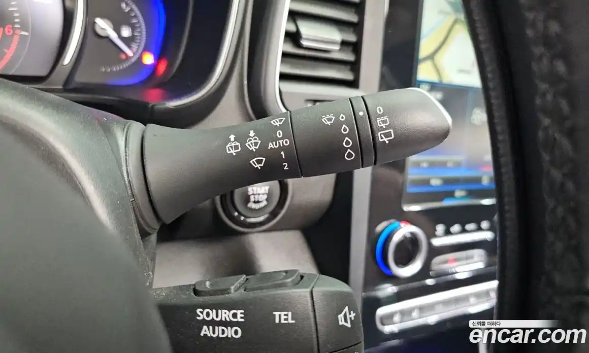 Renault QM6 2018 2.0 гидро в Москве № 1615170, фото 30