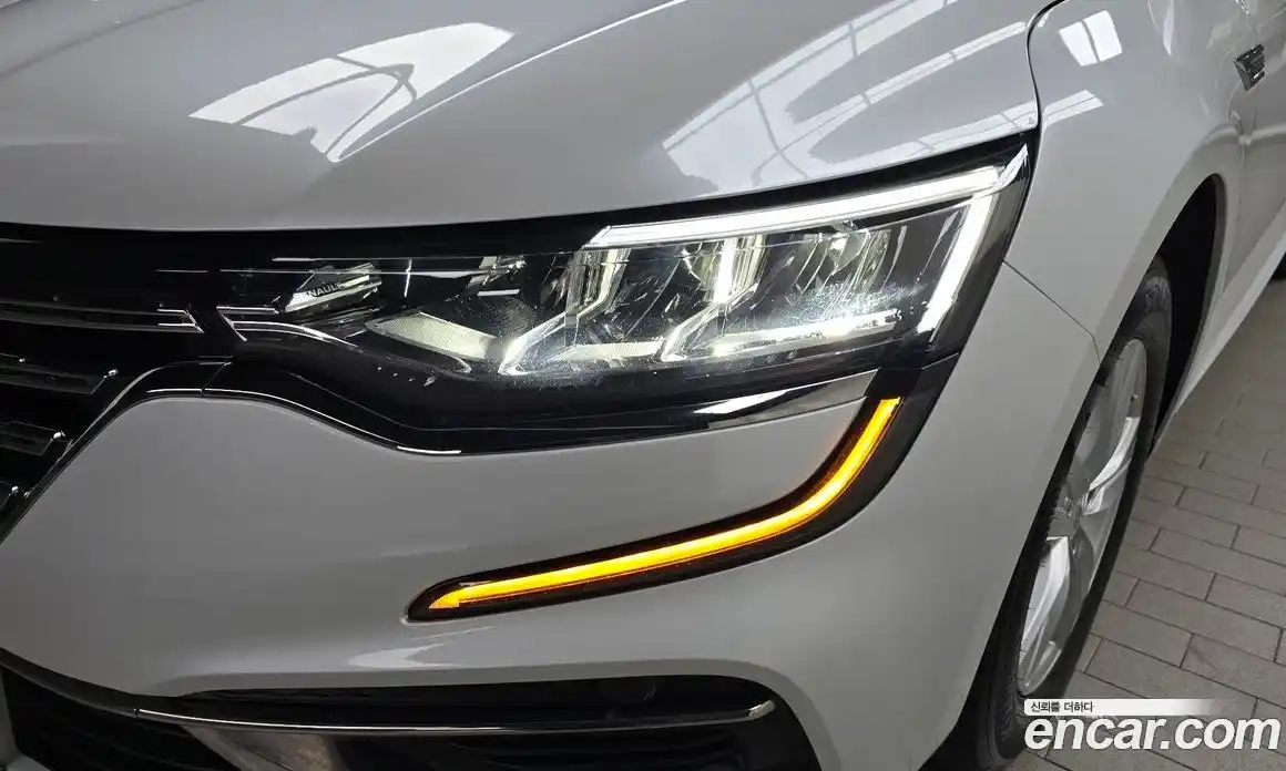 Renault SM6 2022 1.3 гидро в Москве № 1615235, фото 8
