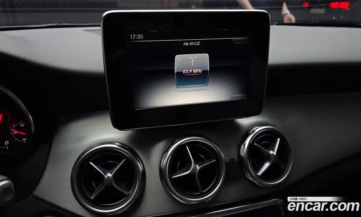 Mercedes-Benz GLA-Class 2019 2.0 гидро в Москве № 1617098, фото 20