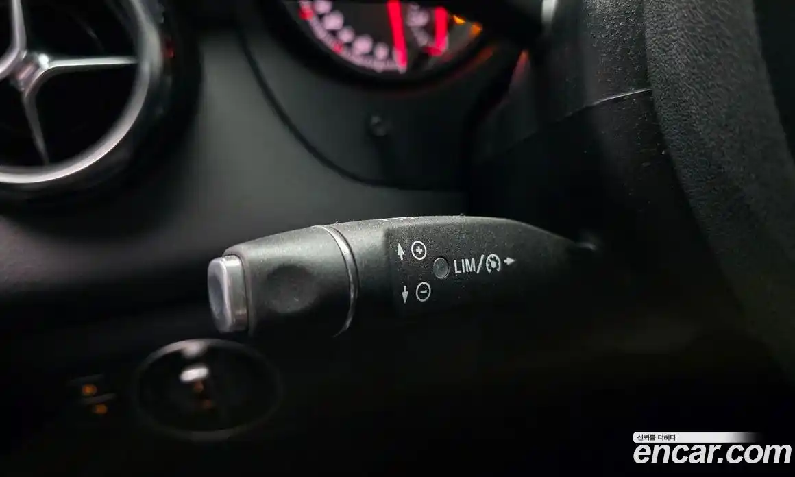 Mercedes-Benz GLA-Class 2019 2.0 гидро в Москве № 1617098, фото 25