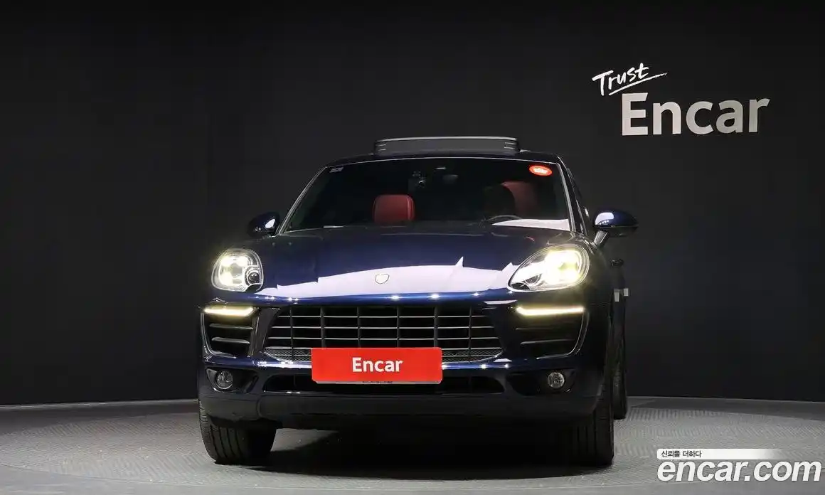 Porsche Macan 2018 2.0 гидро в Москве № 1619042, фото 3