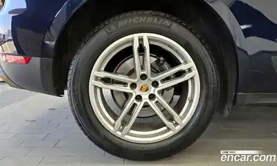 Porsche Macan 2018 2.0 гидро в Москве № 1619042, миниатюра 5