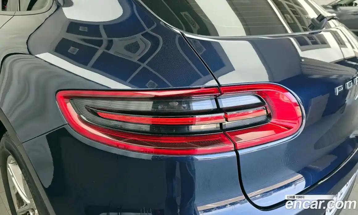 Porsche Macan 2018 2.0 гидро в Москве № 1619042, фото 9