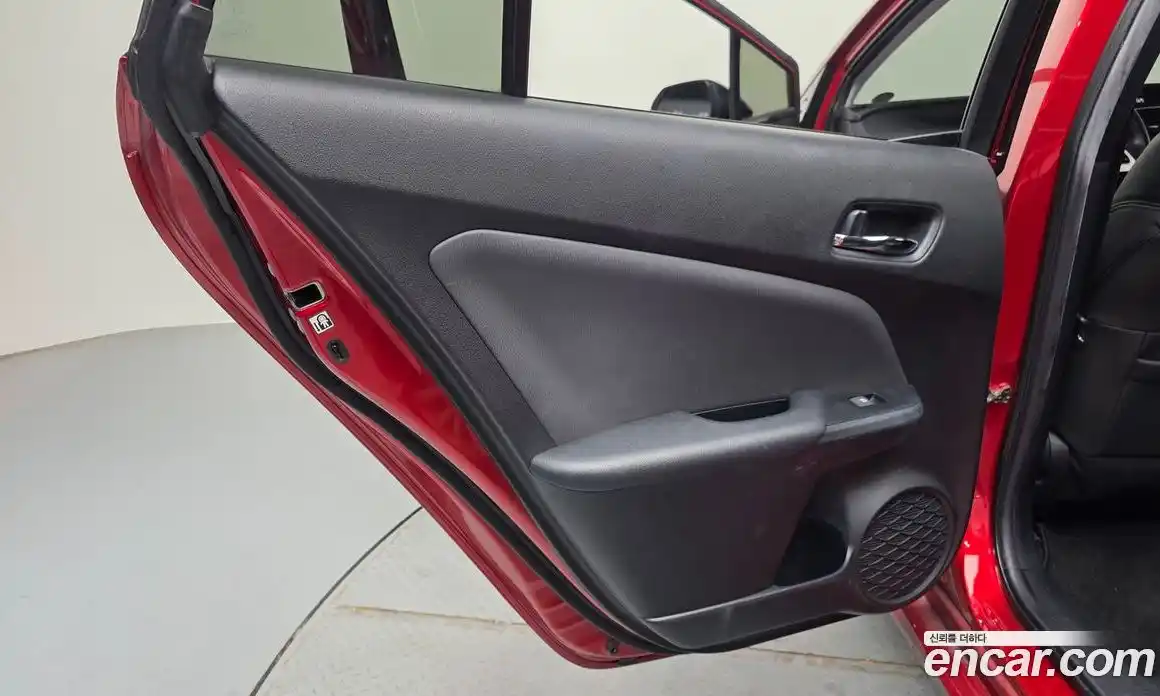 Toyota Prius 2017 1.8 гидро в Москве № 1624409, фото 15