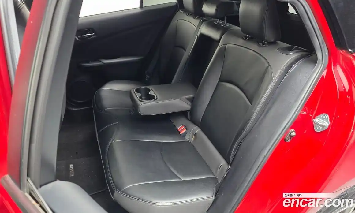 Toyota Prius 2017 1.8 гидро в Москве № 1624409, фото 16