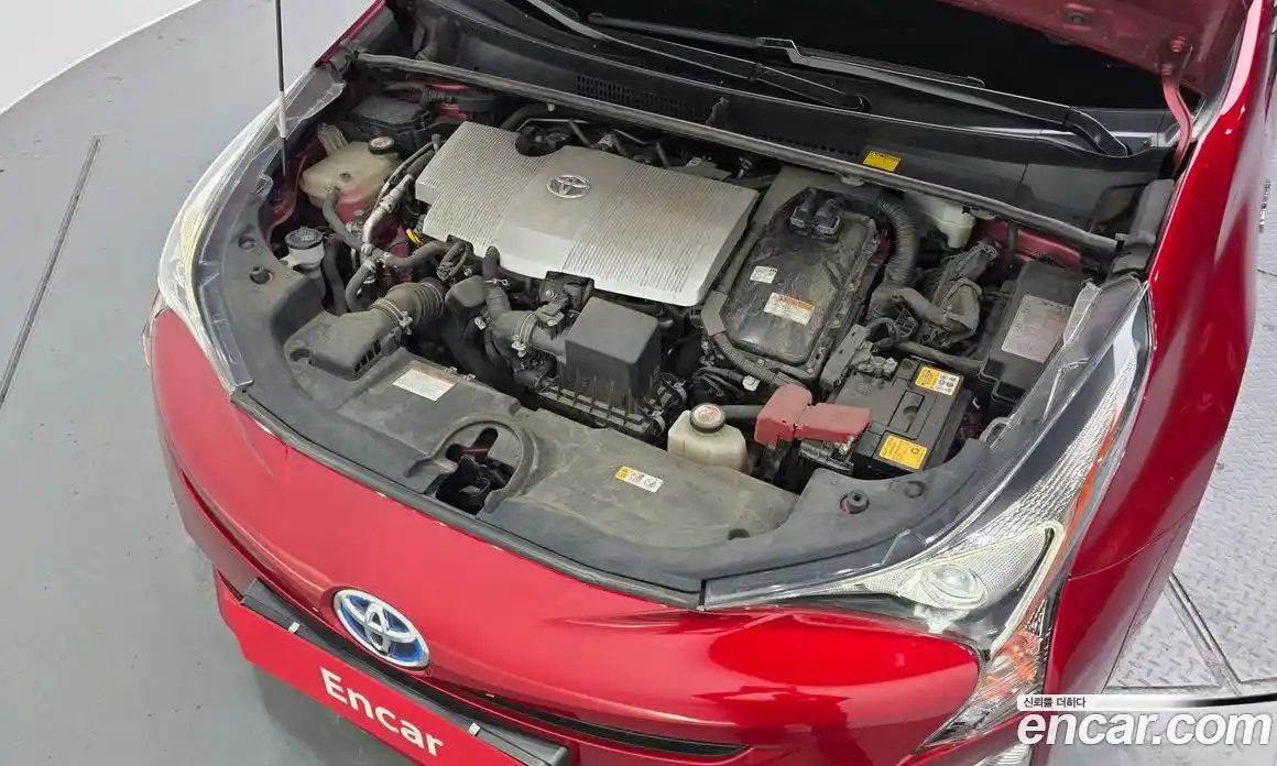 Toyota Prius 2017 1.8 гидро в Москве № 1624409, фото 6
