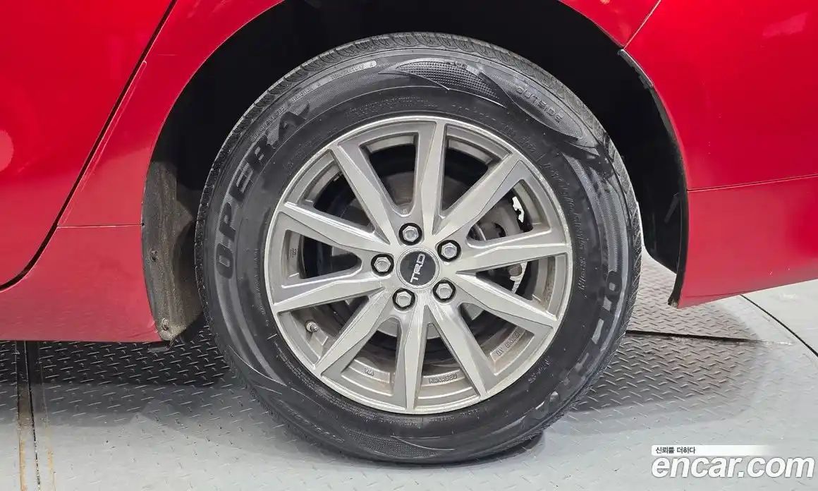 Toyota Prius 2017 1.8 гидро в Москве № 1624409, фото 7