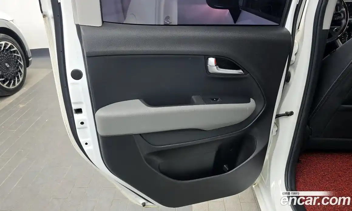 Kia Ray 2022 1.0 гидро в Москве № 1685070, фото 15