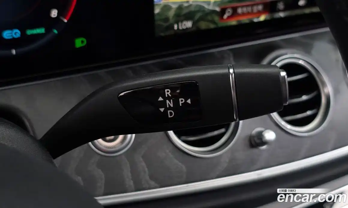 Mercedes-Benz E-Class 2022 2.0 гидро в Москве № 1690112, фото 12