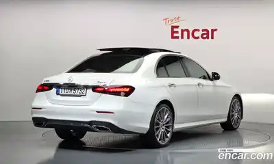 Mercedes-Benz E-Class 2022 2.0 гидро в Москве № 1690112, миниатюра 2