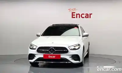 Mercedes-Benz E-Class 2022 2.0 гидро в Москве № 1690112, миниатюра 3