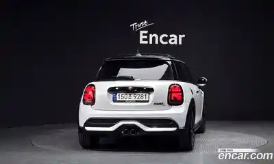 Mini Cooper 2023 2.0 гидро в Москве № 1692149, миниатюра 3