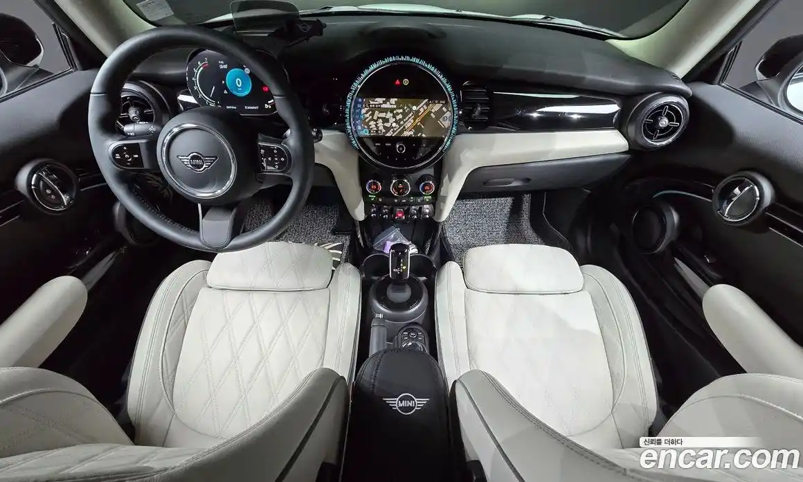 Mini Cooper 2023 2.0 гидро в Москве № 1692149, фото 9