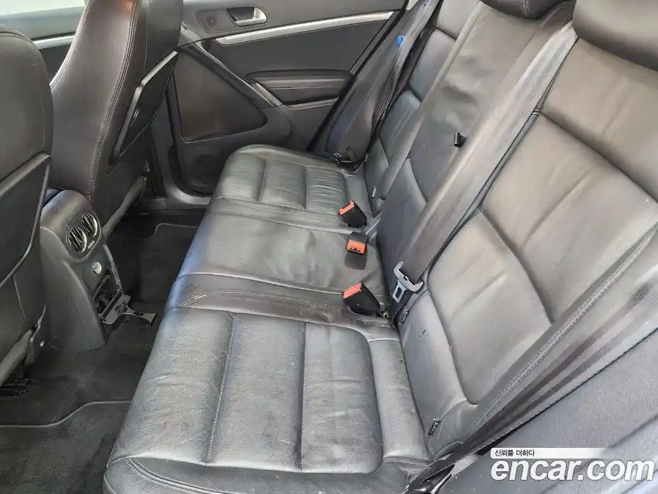 Volkswagen Tiguan 2015 2.0 гидро в Москве № 169313, фото 15