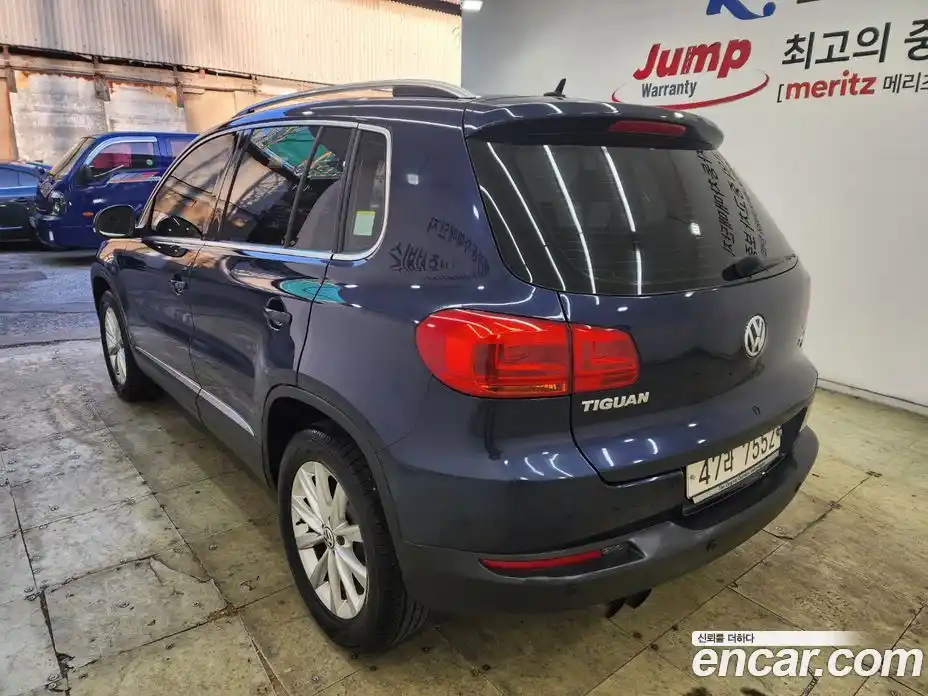 Volkswagen Tiguan 2015 2.0 гидро в Москве № 169313, фото 6