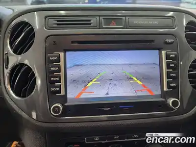 Volkswagen Tiguan 2015 2.0 гидро в Москве № 169313, миниатюра 10
