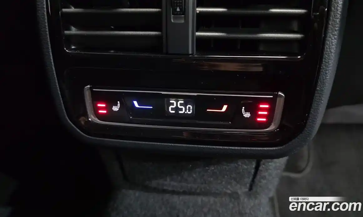 Volkswagen Arteon 2023 2.0 гидро в Москве № 1693149, фото 24