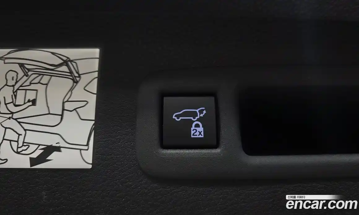 Toyota Sienna 2024 2.5 гидро в Москве № 1695732, фото 34