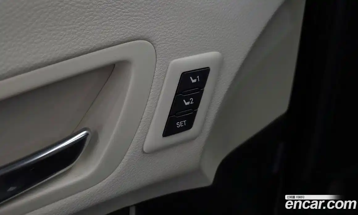 Toyota Sienna 2024 2.5 гидро в Москве № 1695732, фото 35
