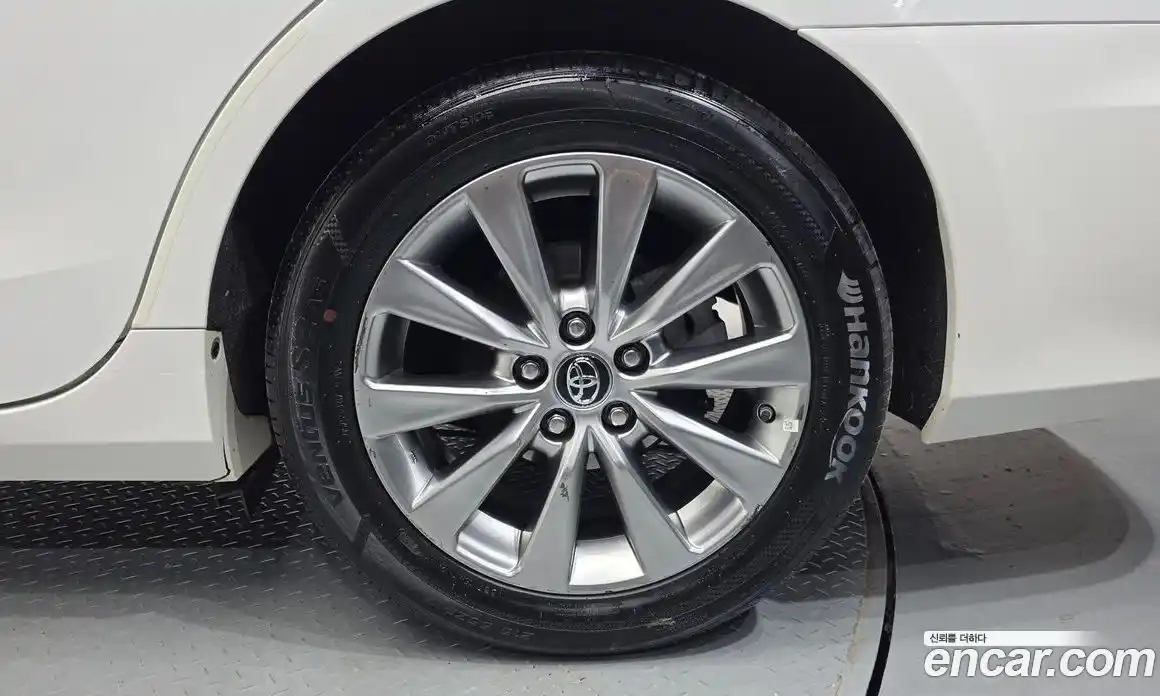 Toyota Camry 2017 2.5 гидро в Москве № 1695803, фото 7