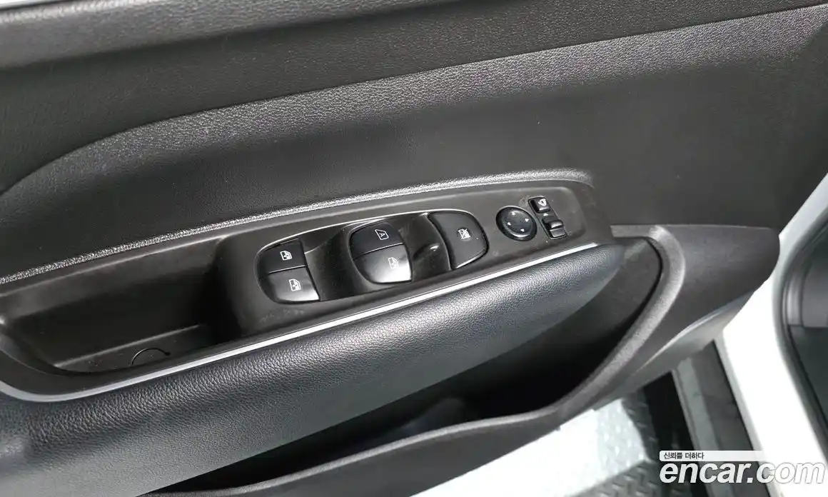 Renault QM6 2016 2.0 гидро в Москве № 1761013, фото 29