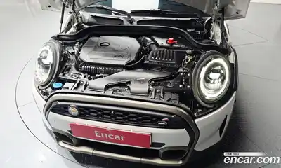 Mini Cooper Convertible 2023 2.0 гидро в Москве № 1764347, миниатюра 6