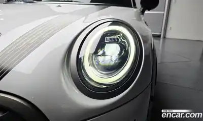 Mini Cooper Convertible 2023 2.0 гидро в Москве № 1764347, миниатюра 8