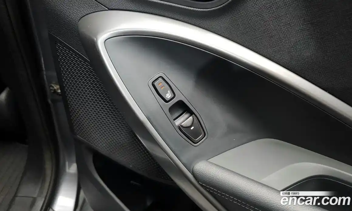 Hyundai Santa Fe 2018 2.0 гидро в Москве № 1830507, фото 19