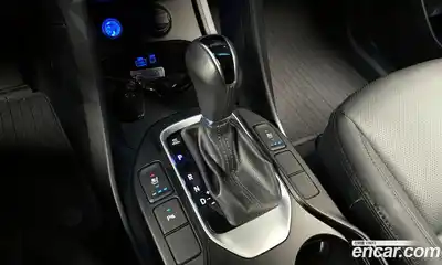 Hyundai Santa Fe 2018 2.0 гидро в Москве № 1830507, миниатюра 9