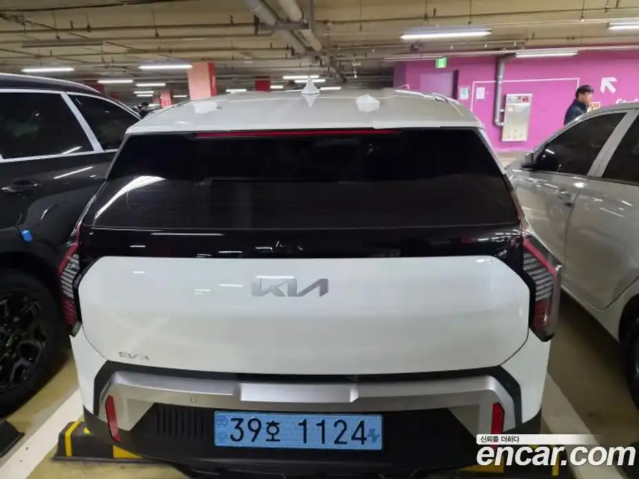 Kia EV3 2026 0.4 гидро в Москве № 1831077, фото 4