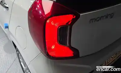 Kia Morning 2022 1.0 гидро в Москве № 1831927, миниатюра 9