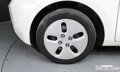 Kia Ray 2023 1.0 гидро в Москве № 1831986, миниатюра 5
