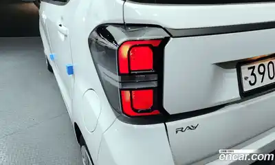 Kia Ray 2023 1.0 гидро в Москве № 1831986, миниатюра 9