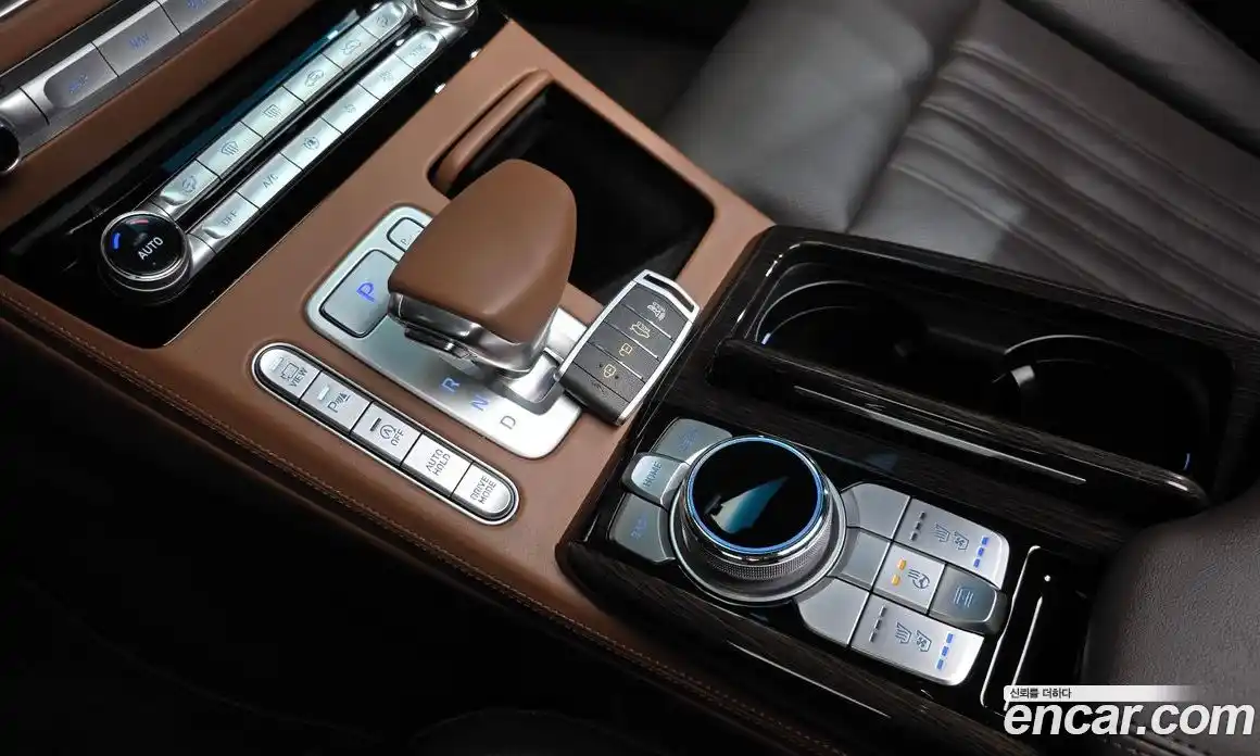 Genesis G90 2019 3.8 гидро в Москве № 1832411, фото 12