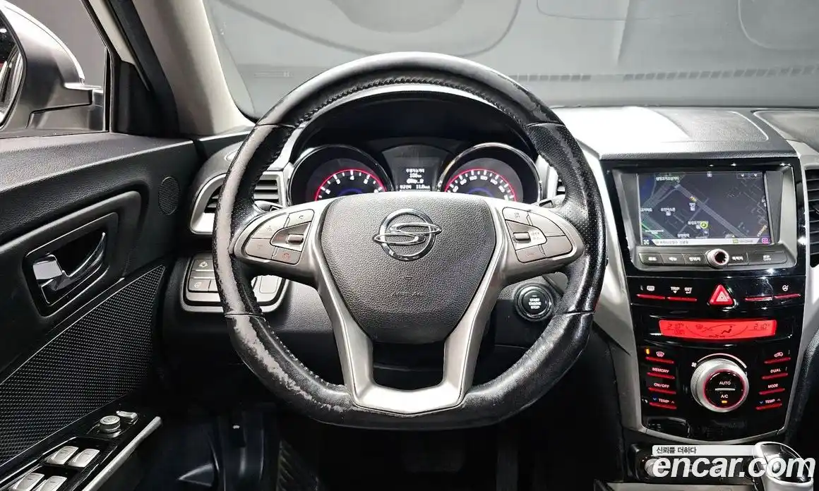 SsangYong TIBOLI 2015 1.6 гидро в Москве № 1833267, фото 12