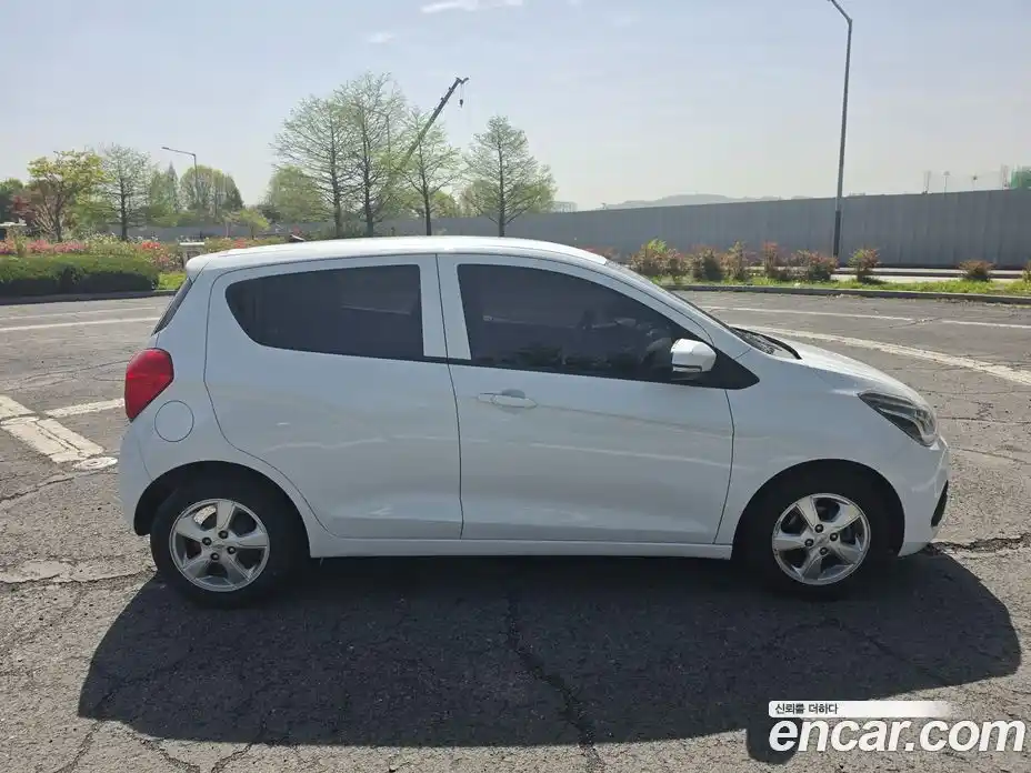 Chevrolet Spark 2016 1.0 робот, фото 8