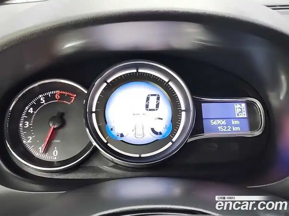 Renault SM3 2015 1.6 гидро в Москве № 1835105, фото 6