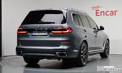 BMW X7 2023 3.0 гидро в Москве № 1835376, миниатюра 2