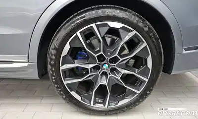 BMW X7 2023 3.0 гидро в Москве № 1835376, миниатюра 7